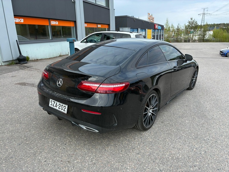 Mercedes-Benz E vaihtoauto