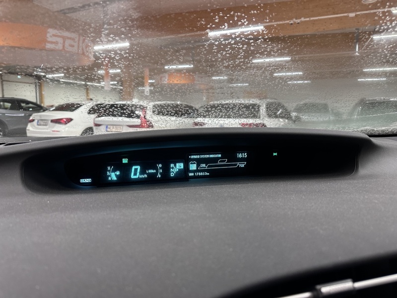 Toyota Prius vaihtoauto