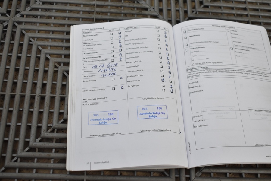 Volkswagen Touran vaihtoauto