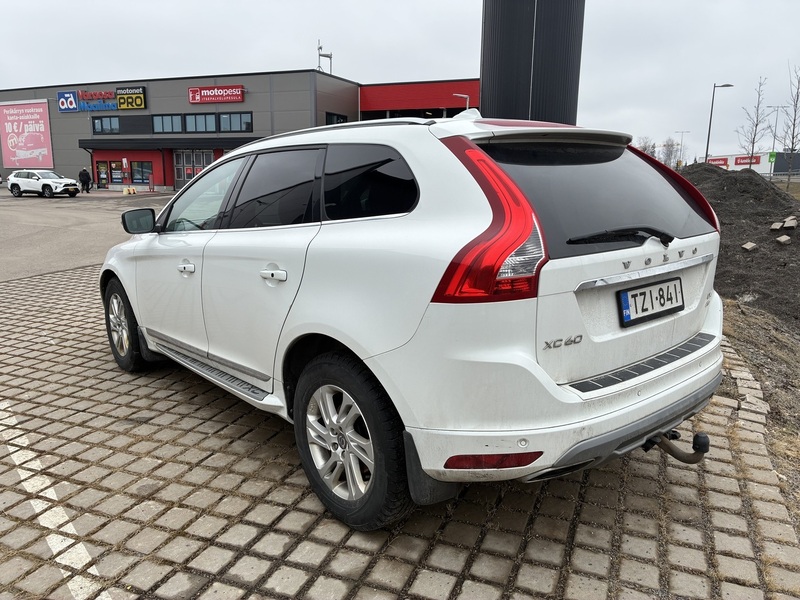 Volvo XC60 vaihtoauto