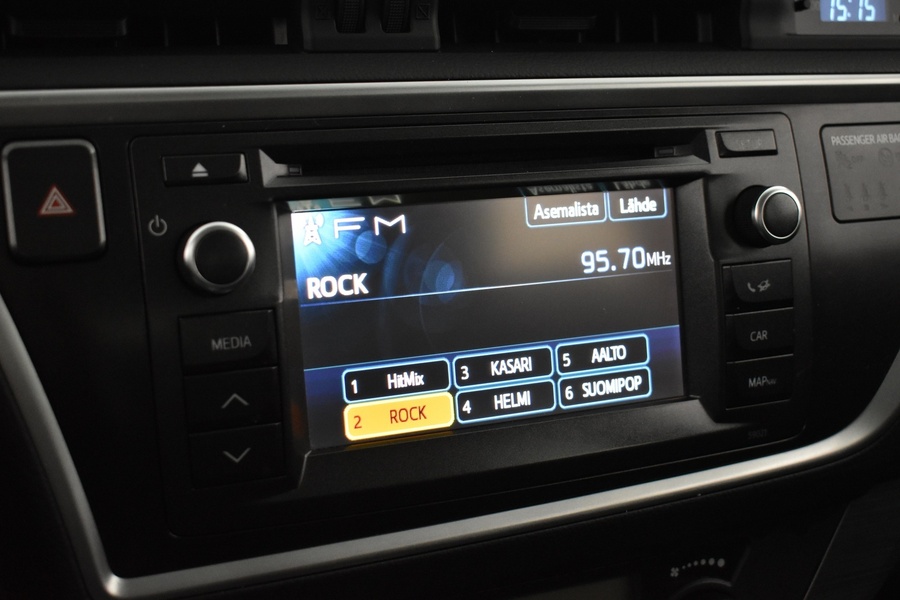 Toyota Auris vaihtoauto
