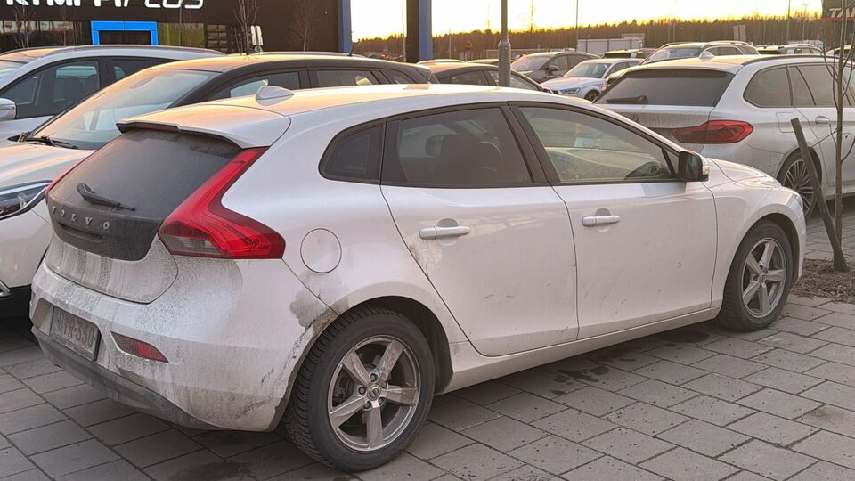 Volvo V40 vaihtoauto