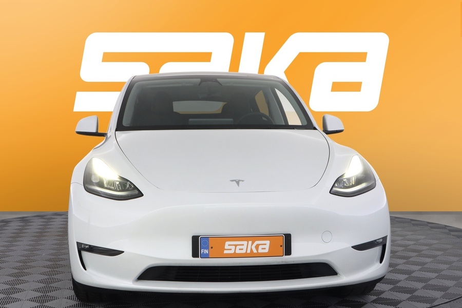 Tesla Model Y vaihtoauto