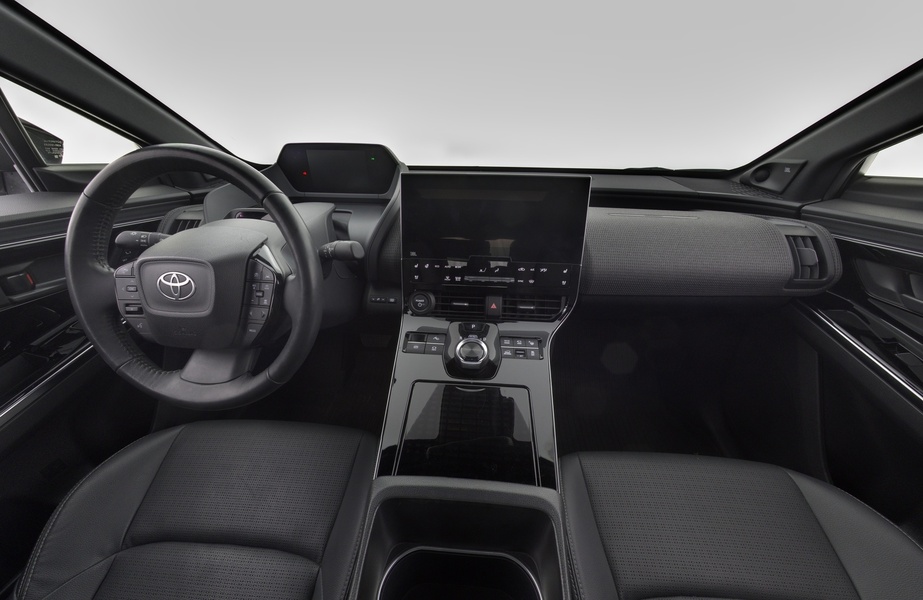 Toyota bZ4X vaihtoauto