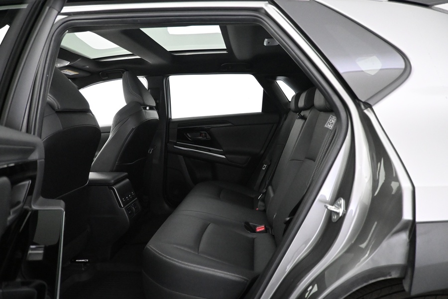 Toyota bZ4X vaihtoauto