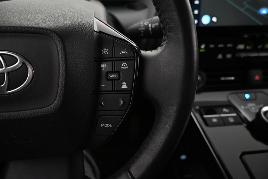 Toyota bZ4X vaihtoauto