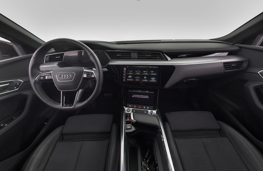 Audi e-tron vaihtoauto