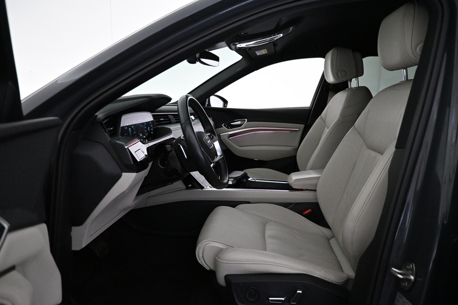 Audi Q8 e-tron vaihtoauto