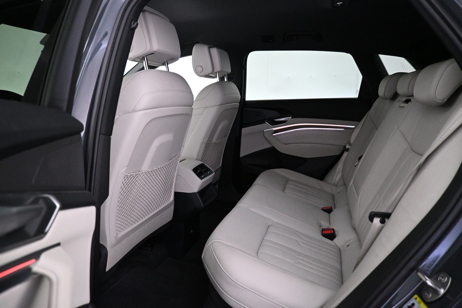 Audi Q8 e-tron vaihtoauto