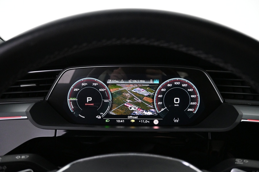 Audi Q8 e-tron vaihtoauto