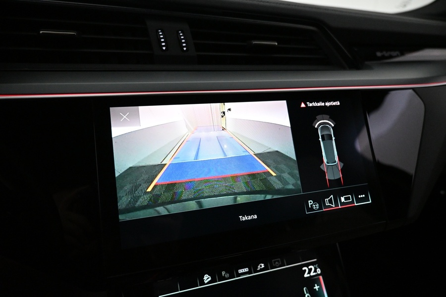 Audi Q8 e-tron vaihtoauto