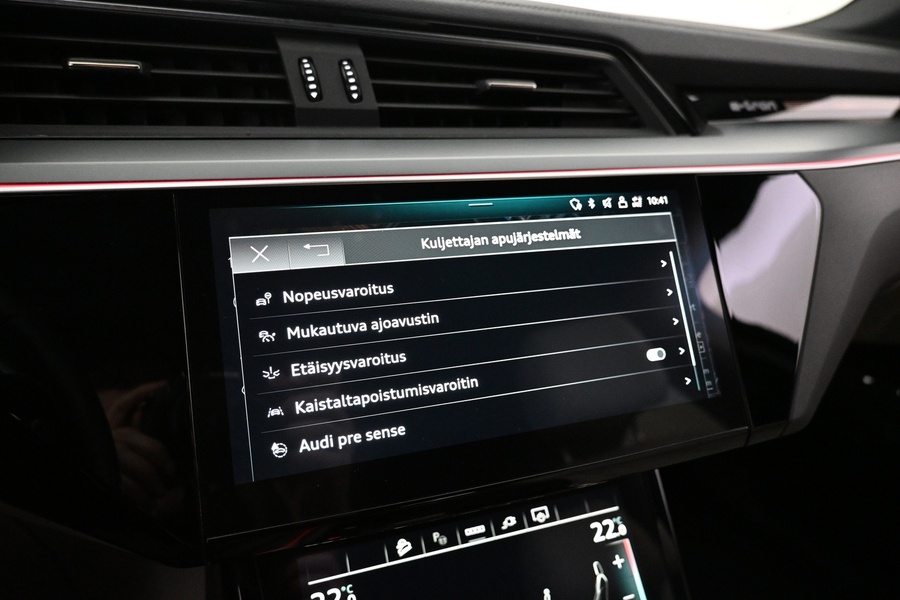 Audi Q8 e-tron vaihtoauto