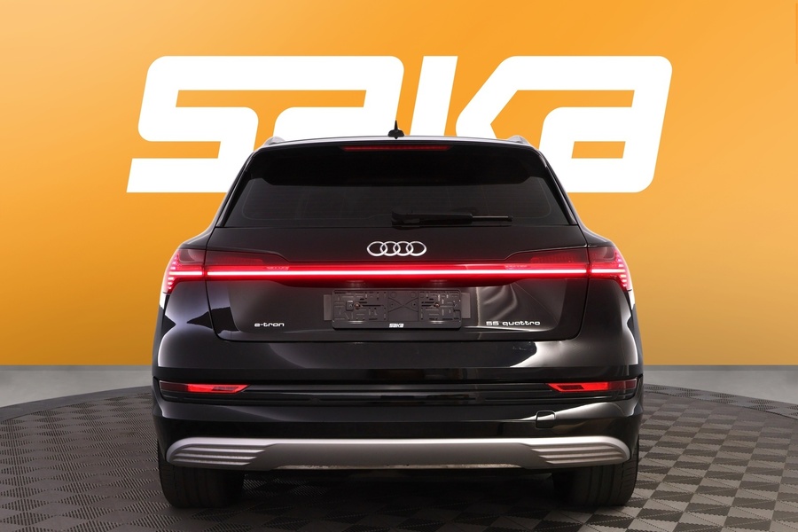 Audi e-tron vaihtoauto