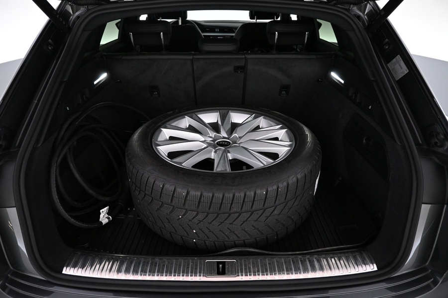 Audi Q8 e-tron vaihtoauto