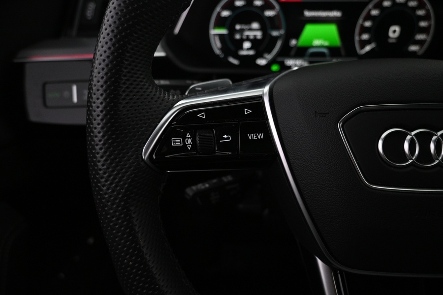 Audi Q8 e-tron vaihtoauto