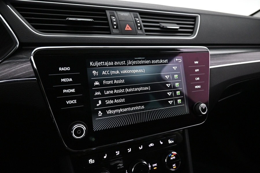 Skoda Superb vaihtoauto