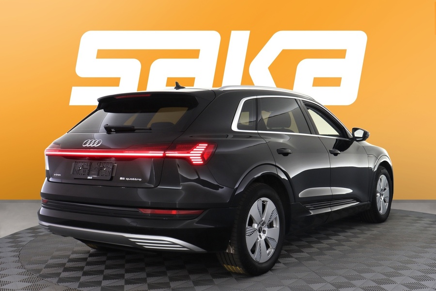 Audi e-tron vaihtoauto