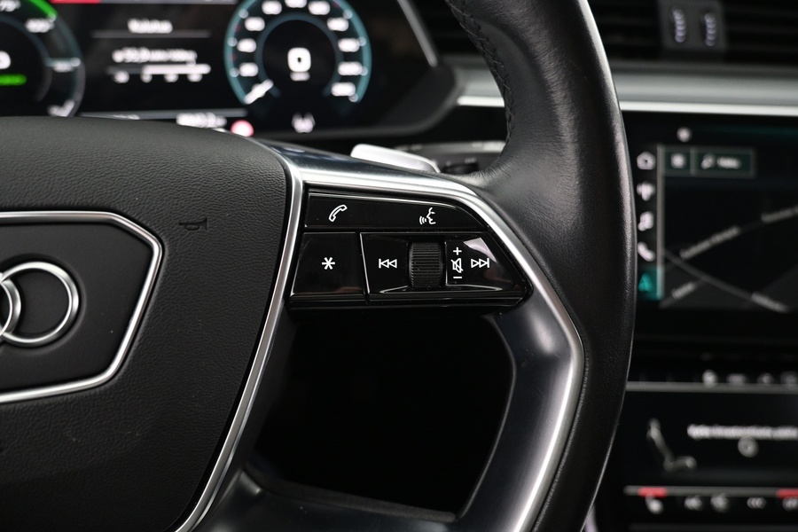 Audi e-tron vaihtoauto