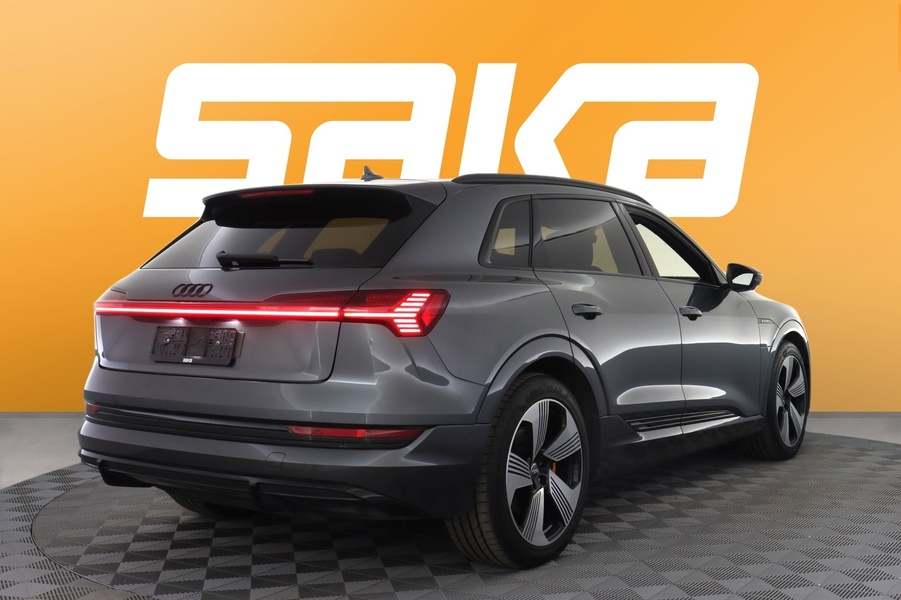 Audi e-tron vaihtoauto