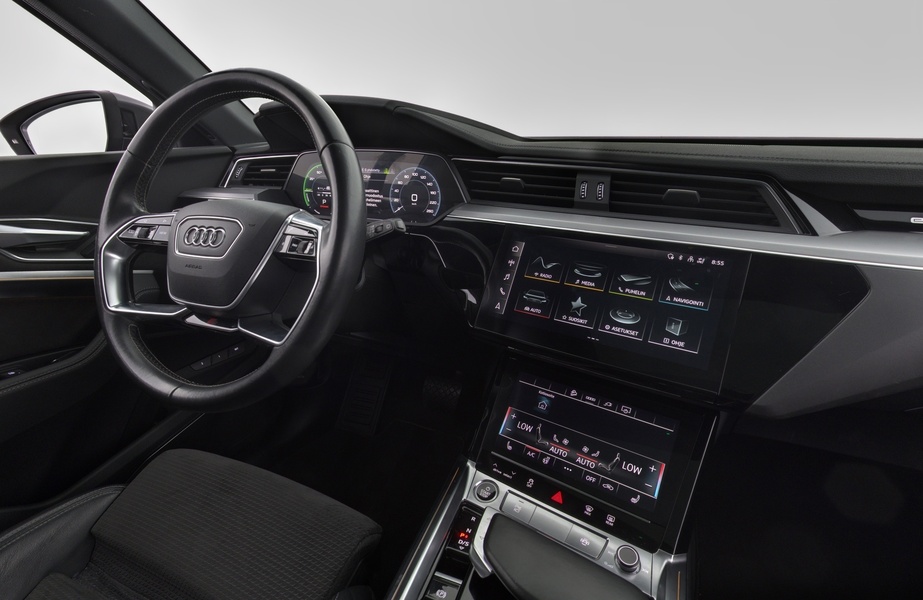 Audi e-tron vaihtoauto