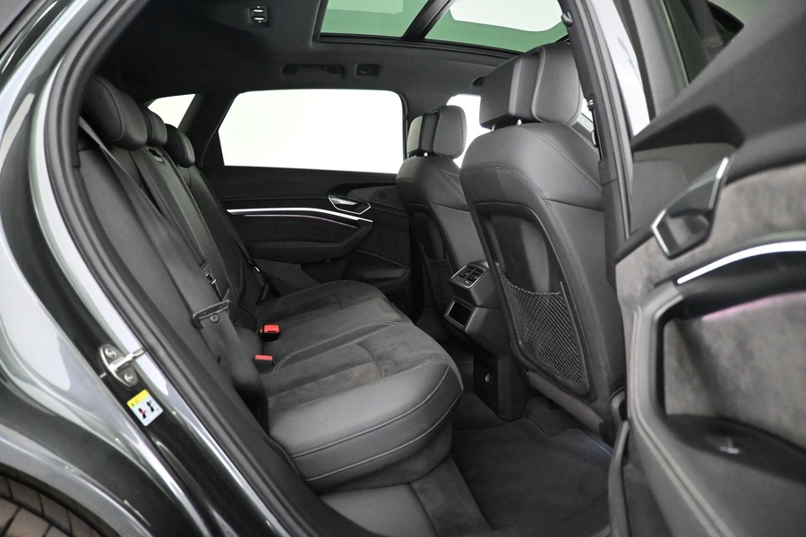 Audi e-tron vaihtoauto