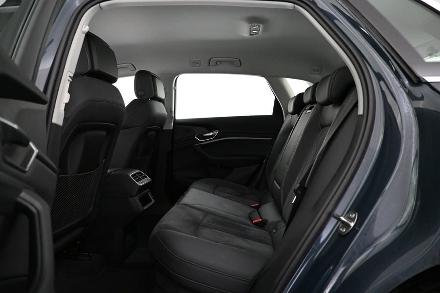 Audi Q8 e-tron vaihtoauto