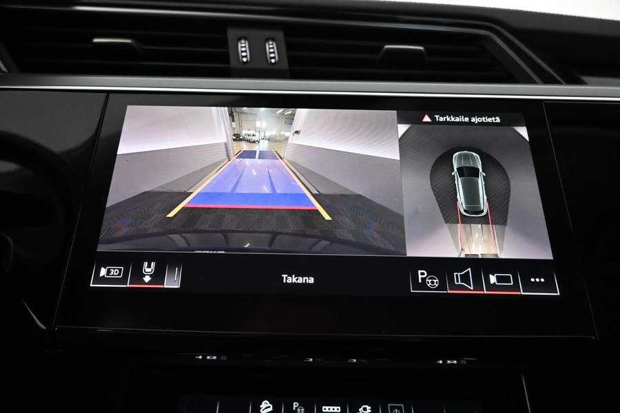 Audi Q8 e-tron vaihtoauto