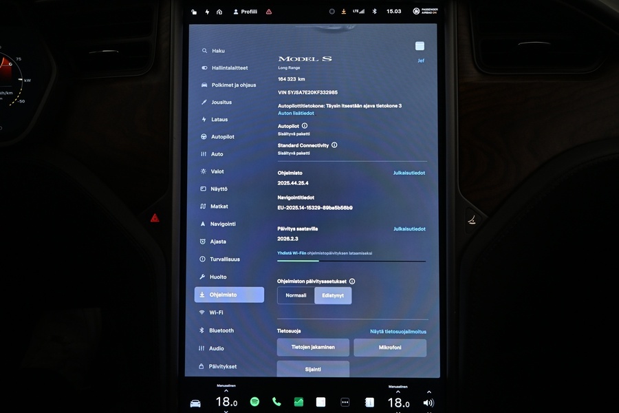 Tesla Model S vaihtoauto