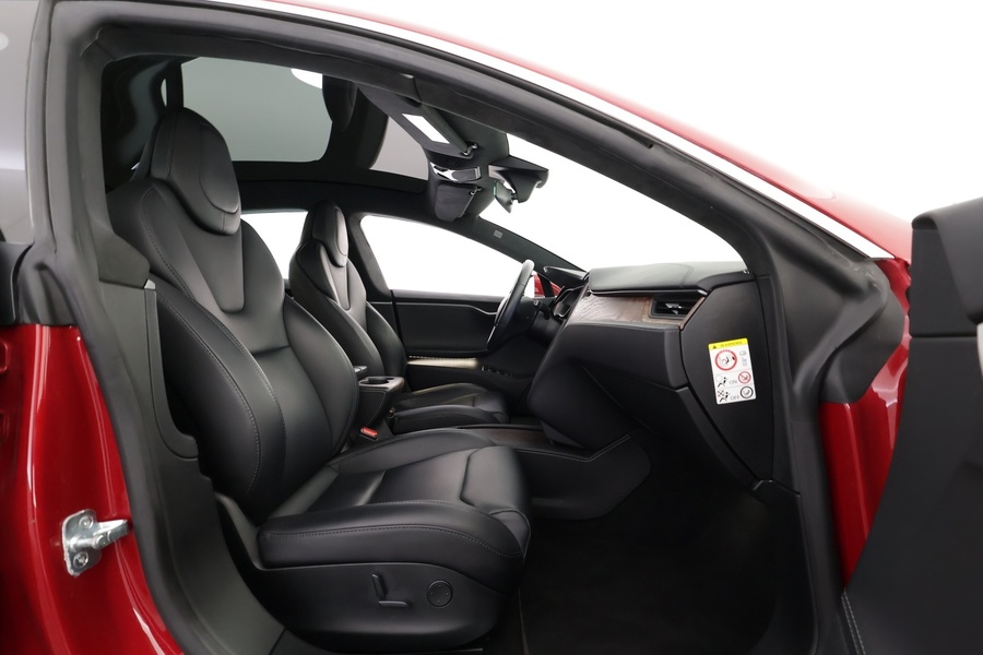 Tesla Model S vaihtoauto