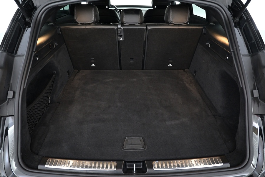 Mercedes-Benz EQC vaihtoauto