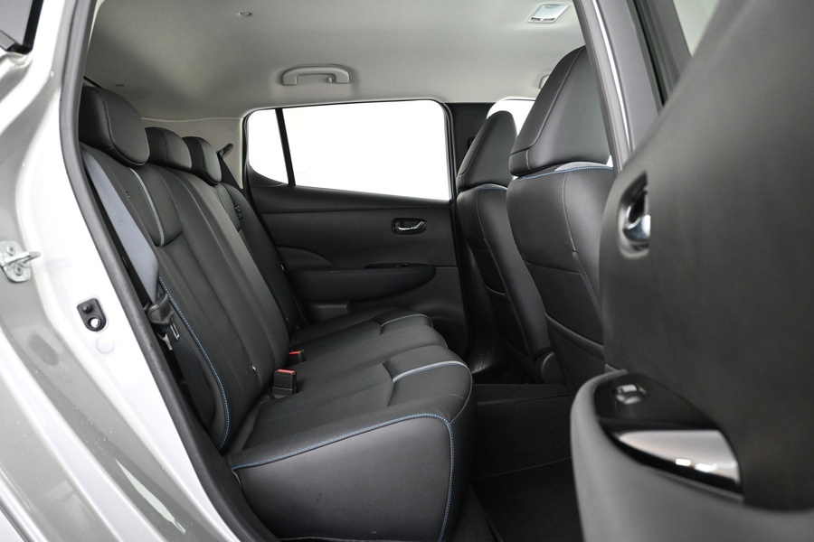 Nissan Leaf vaihtoauto