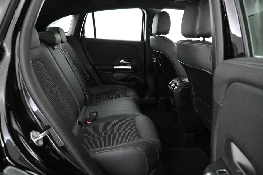 Mercedes-Benz GLA vaihtoauto