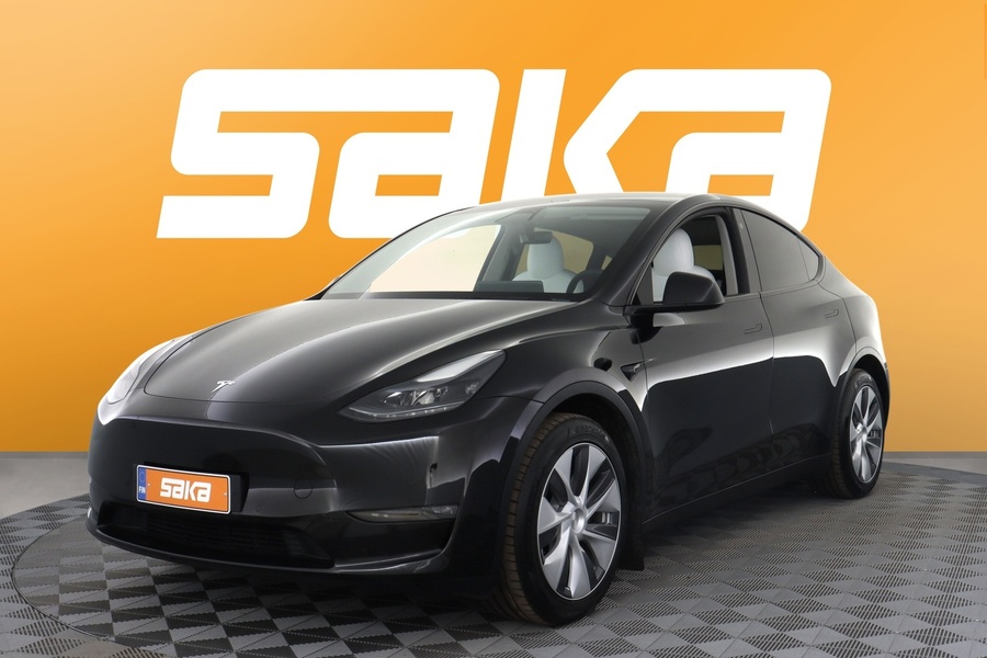 Tesla Model Y vaihtoauto