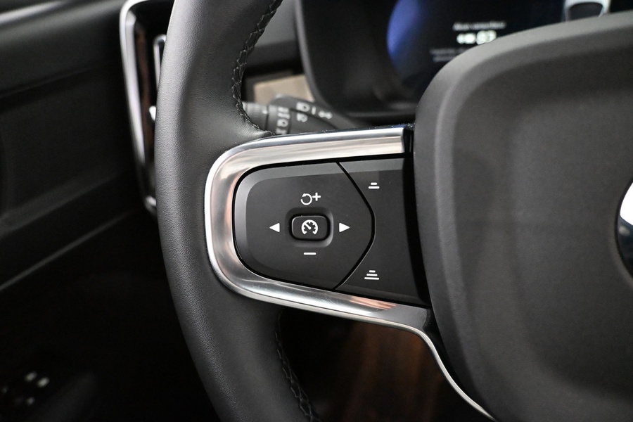 Volvo EC40 vaihtoauto