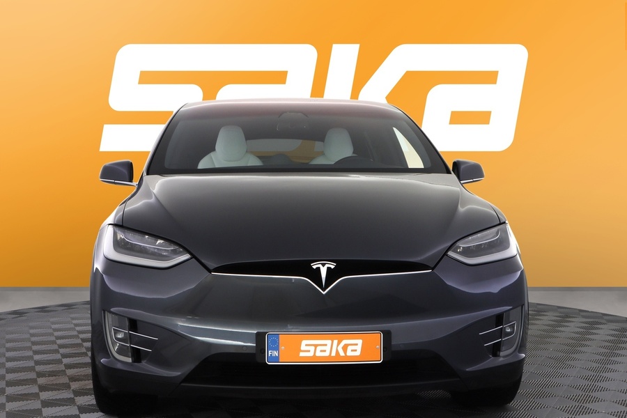 Tesla Model X vaihtoauto