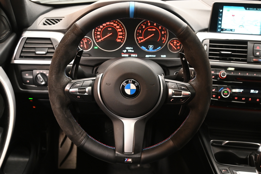 BMW 330 vaihtoauto