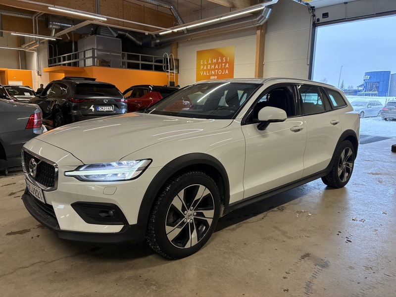 Volvo V60 Cross Country vaihtoauto