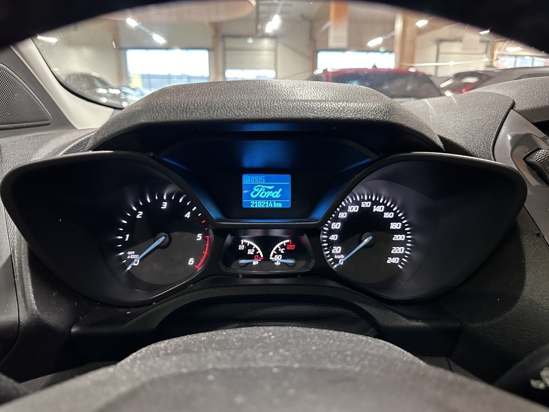 Ford Grand Tourneo Connect vaihtoauto