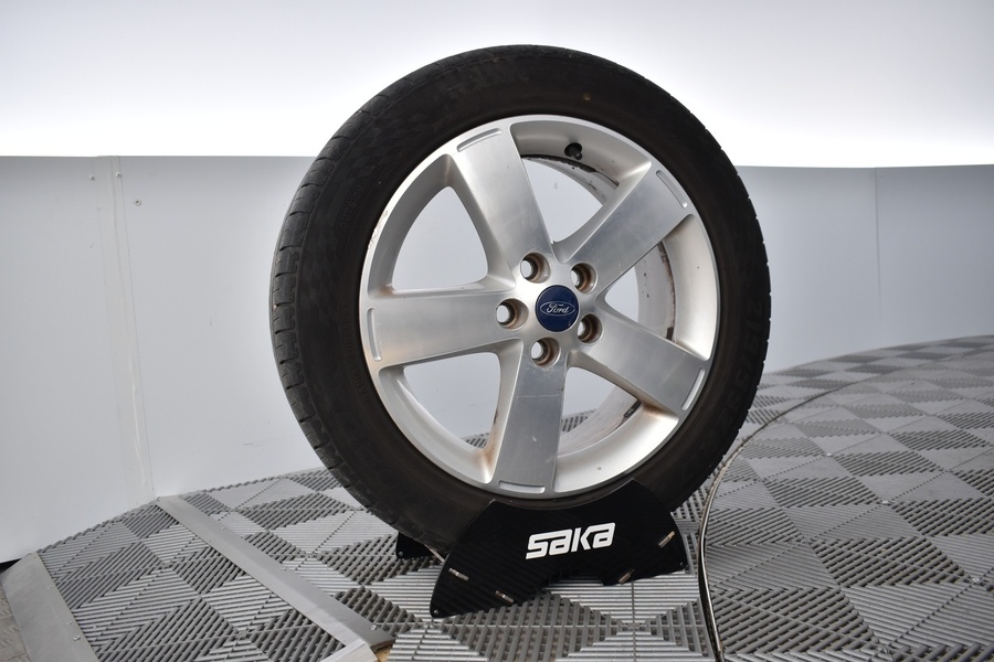 Ford Grand Tourneo Connect vaihtoauto