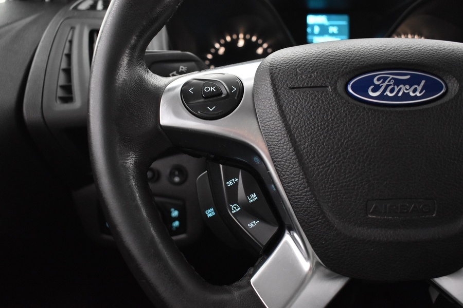 Ford Grand Tourneo Connect vaihtoauto