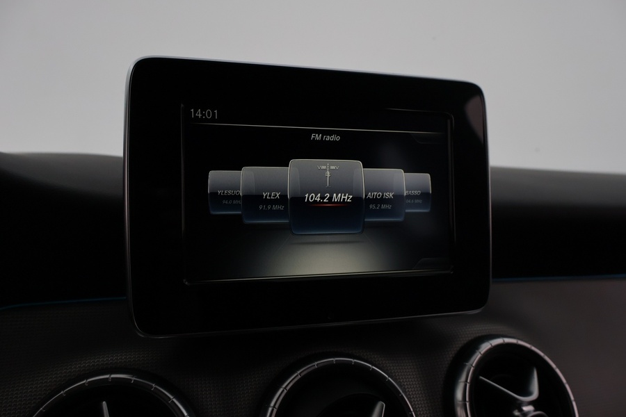 Mercedes-Benz CLA-sarja vaihtoauto