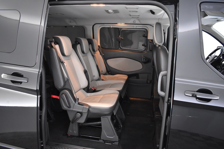 Ford Tourneo Custom vaihtoauto