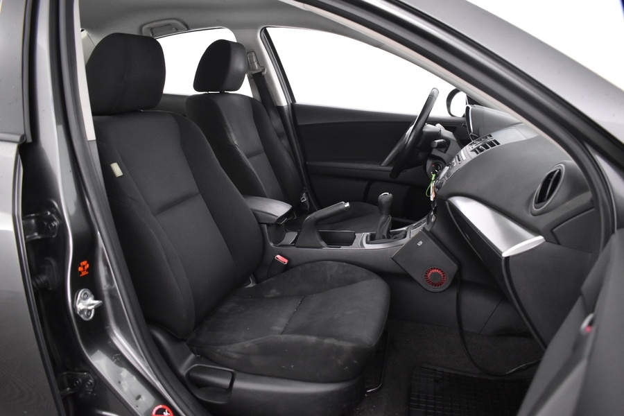 Mazda 3 vaihtoauto