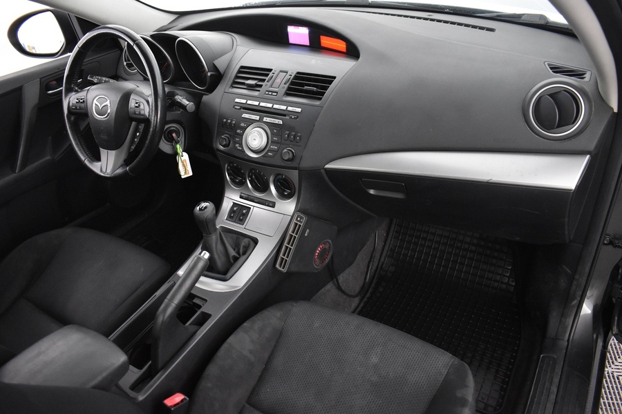 Mazda 3 vaihtoauto