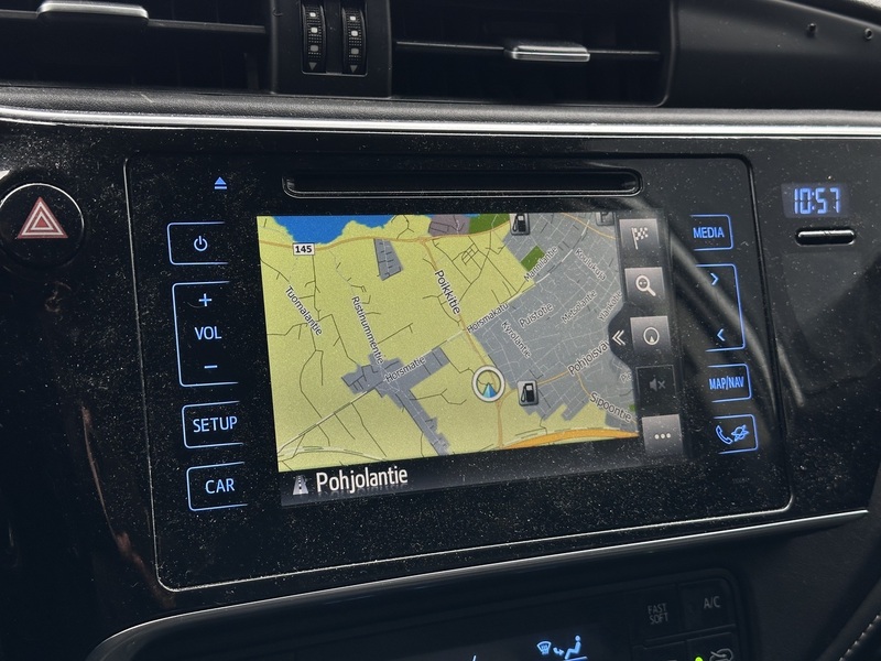 Toyota Auris vaihtoauto