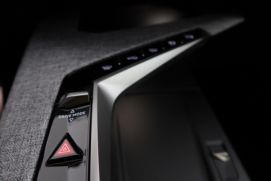 Peugeot E-5008 vaihtoauto