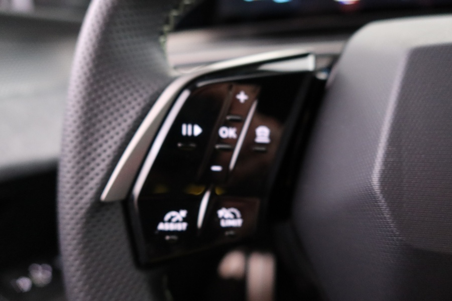 Peugeot E-5008 vaihtoauto