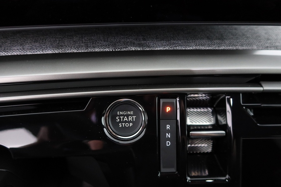 Peugeot E-3008 vaihtoauto