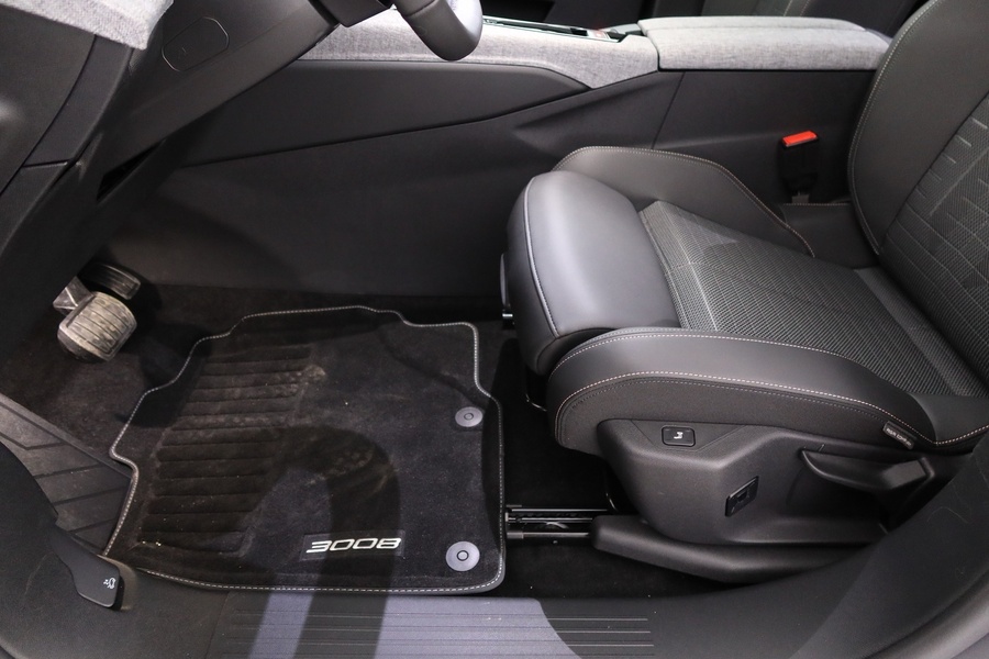 Peugeot E-3008 vaihtoauto