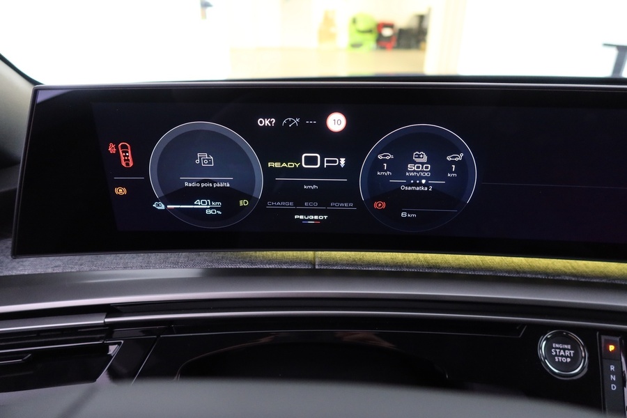 Peugeot E-3008 vaihtoauto